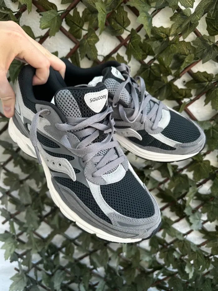 Saucony omnigrid 9 Neuve T44 - photo numéro 6
