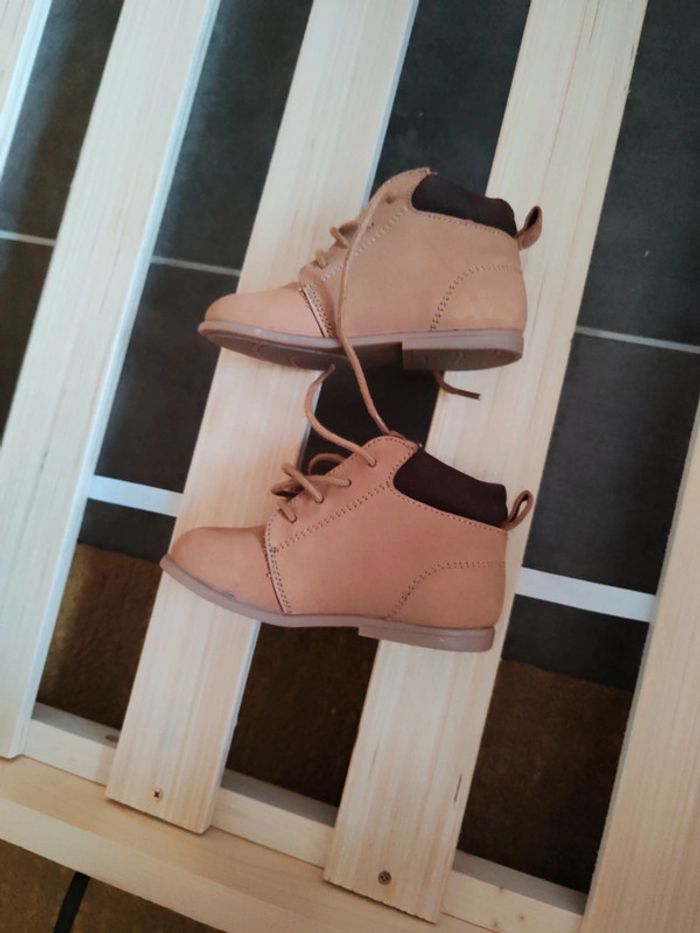 Chaussures neuves - photo numéro 4