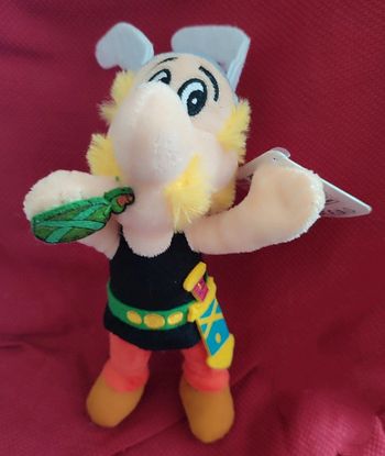 Astérix buvant sa potion 20 cm - neuf