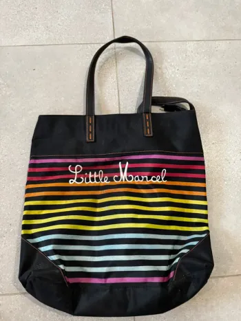 Sac fourre tout Little Marcel, bon état mais il y a des traces,  40x35cm