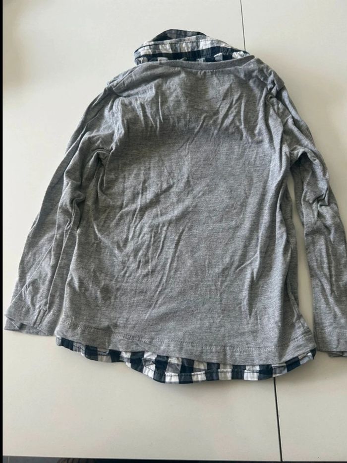 Tee shirt avec chemise à l intérieur attaché 110 cm - photo numéro 3