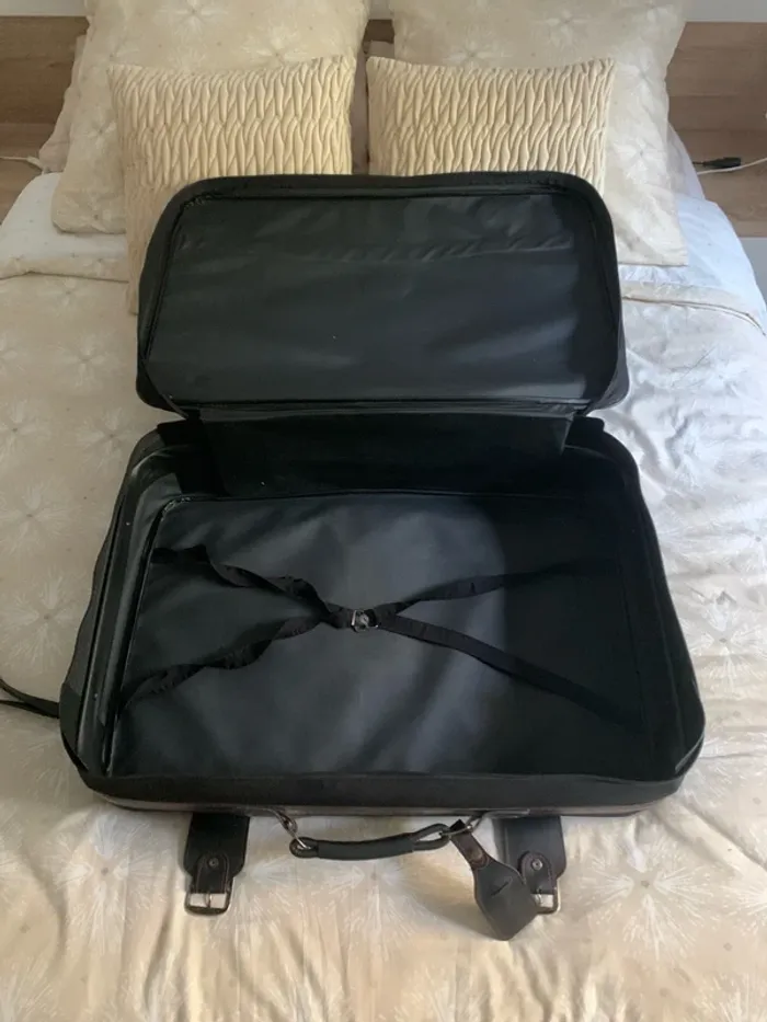 Valise des années 80