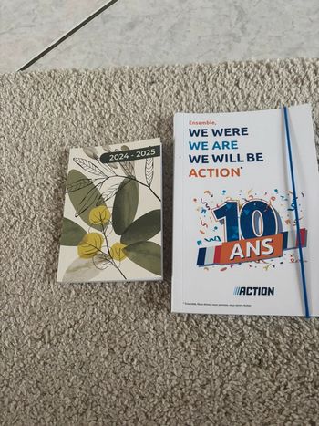 Lot agenda, bloc notes et bon commande LR neuf