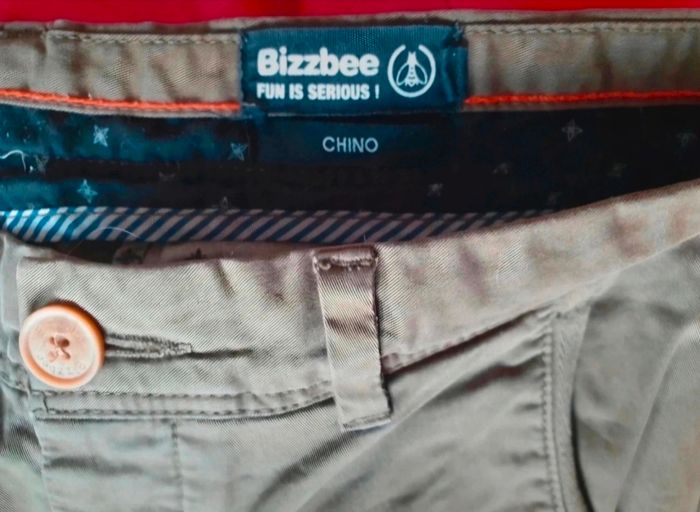Chino neuf - photo numéro 4