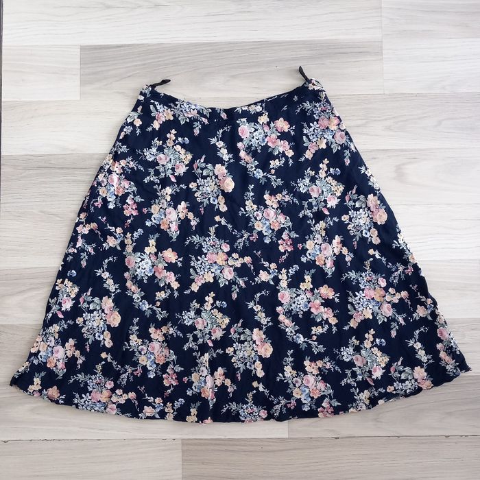 Jupe évasée à motifs à fleurs Jacqueline Riu taille 38 - photo numéro 5