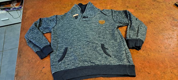 Pull garçon 8ans