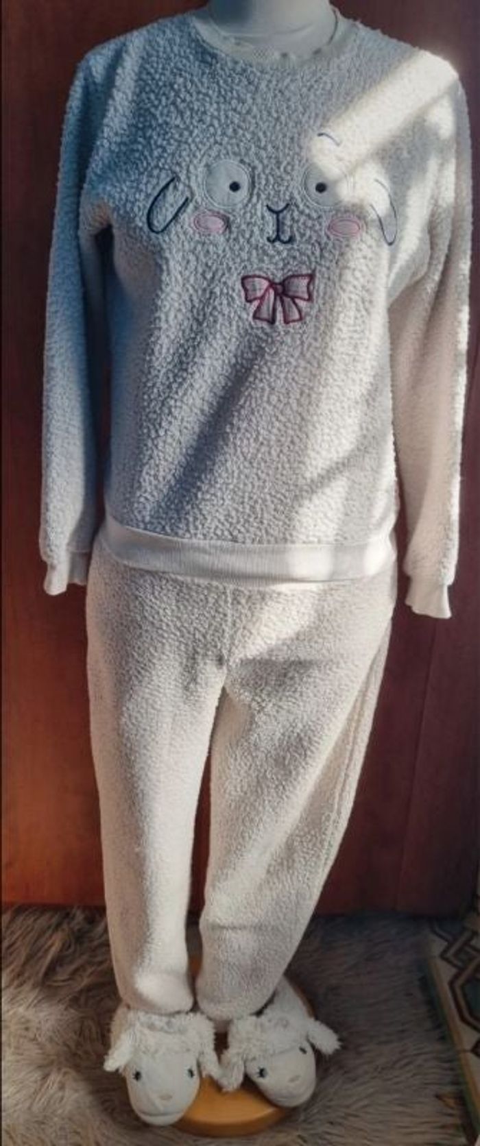 Ensemble pyjama mouton 34-36 avec chaussons mouton 35-36