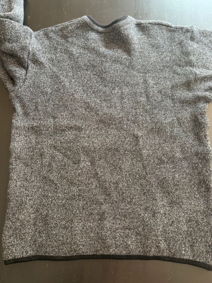 Pull Lacoste gris M (T3) bon état - photo numéro 6