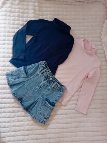 Ensemble fille 2 pulls + jupe denim 6ans 🩶🌼