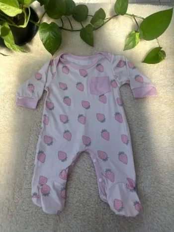 Pyjama rose à fraises