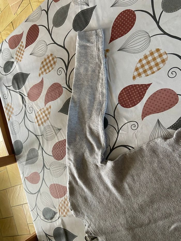 Pull gris - photo numéro 2