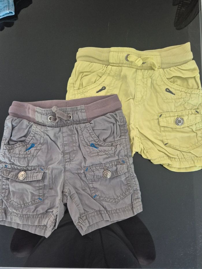 Lot de 2 shorts 24 mois