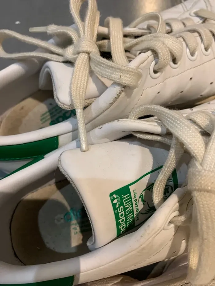 Lot de 2 paires de chaussures adidas - photo numéro 2