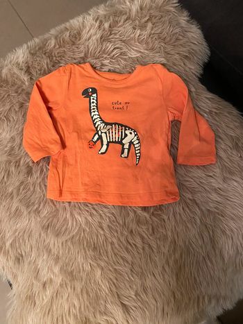 T shirt orange