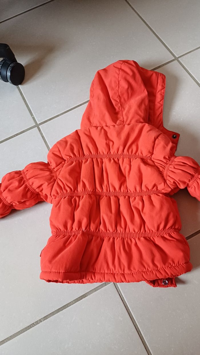 Manteau rouge a capuche Obaïbi 12 mois - photo numéro 5
