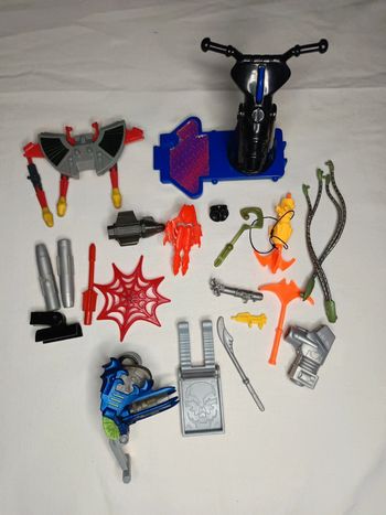 Accessoires figurines Power rangers, tortues ninja, spiderman