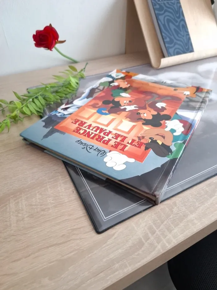 Livre Disney / Le prince et le pauvre - photo numéro 4