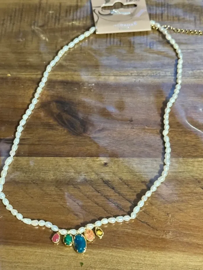 Collier habaha Paris réglable perles d’eaux douces pierre véritables