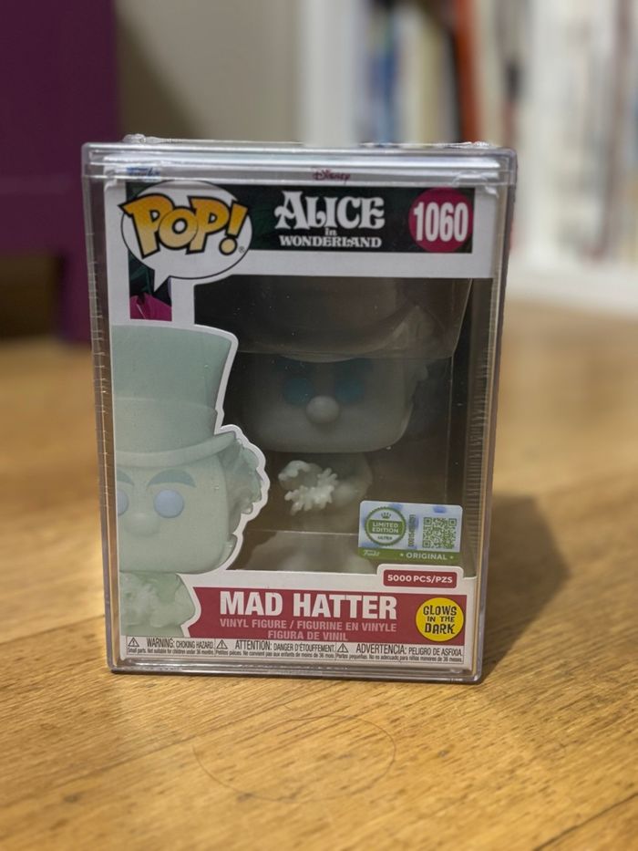 Funko Pop Disney Mad Hatter (Glow) 5000 pcs avec protection - photo numéro 8