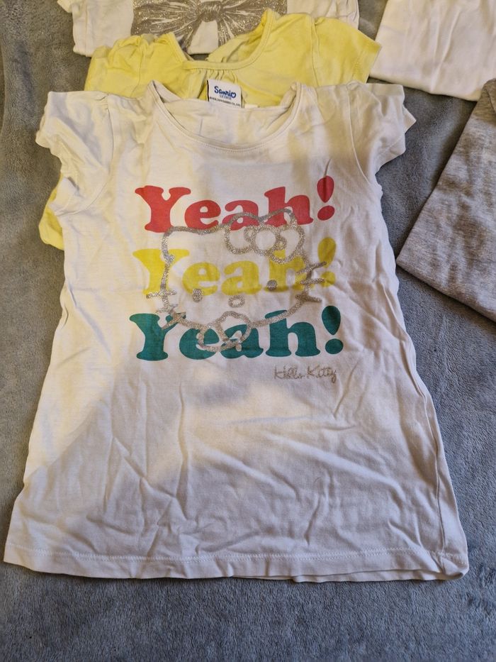 Lot de tee shirt - photo numéro 2