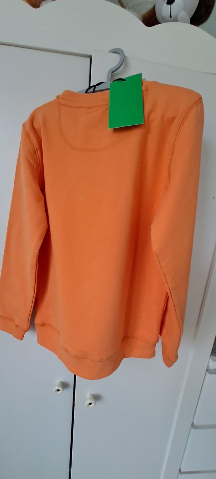 Sweatshirt neuf  taille enfant 7 ans marque Garcia - photo numéro 2