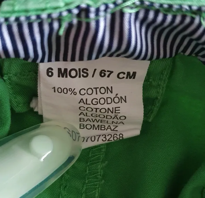 Pantalon vert 6 MOIS - photo numéro 3