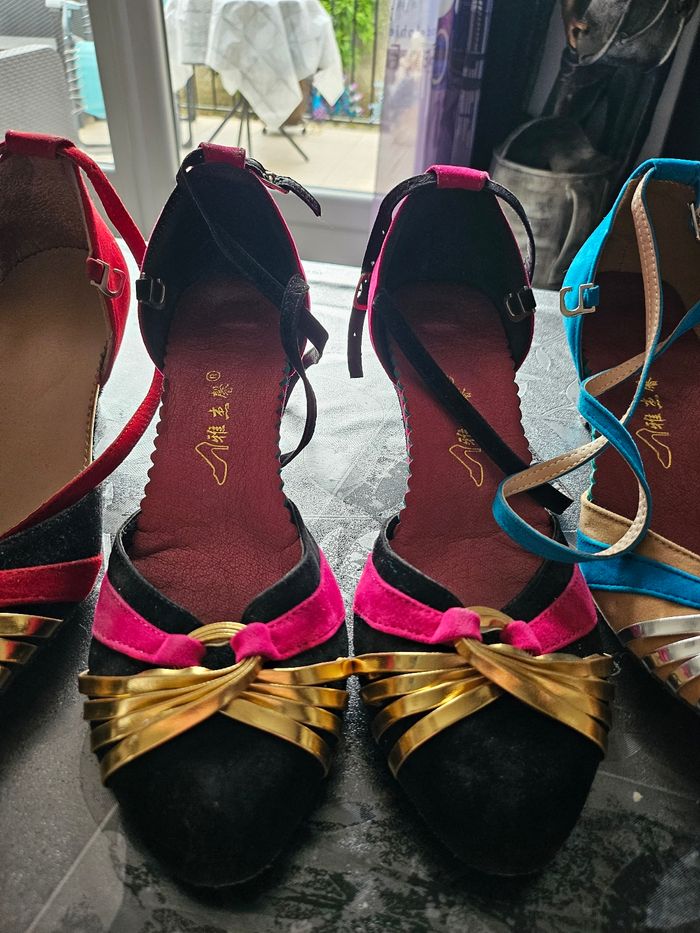 Chaussures en lot ou à l'unité - photo numéro 9