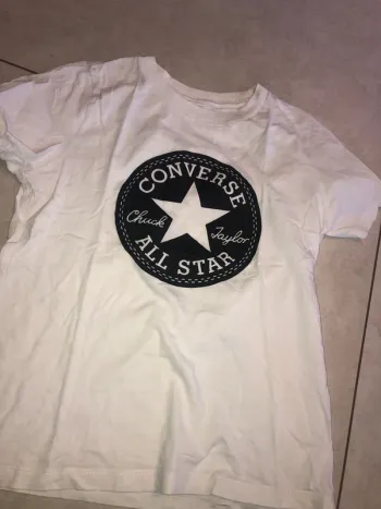 Tee shirt converse