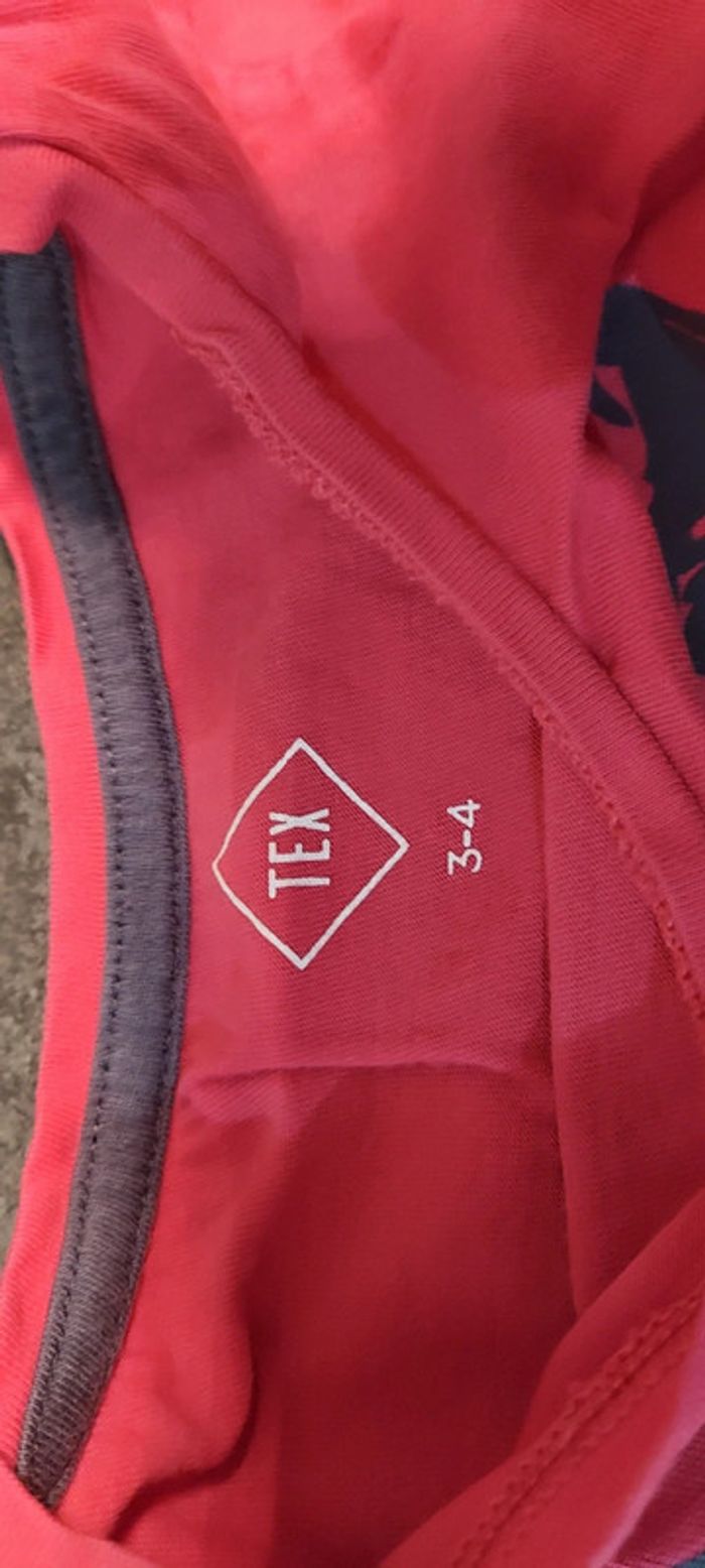 T shirt fushia, manches courtes, Tex, taille 3/4ans, nickel - photo numéro 2