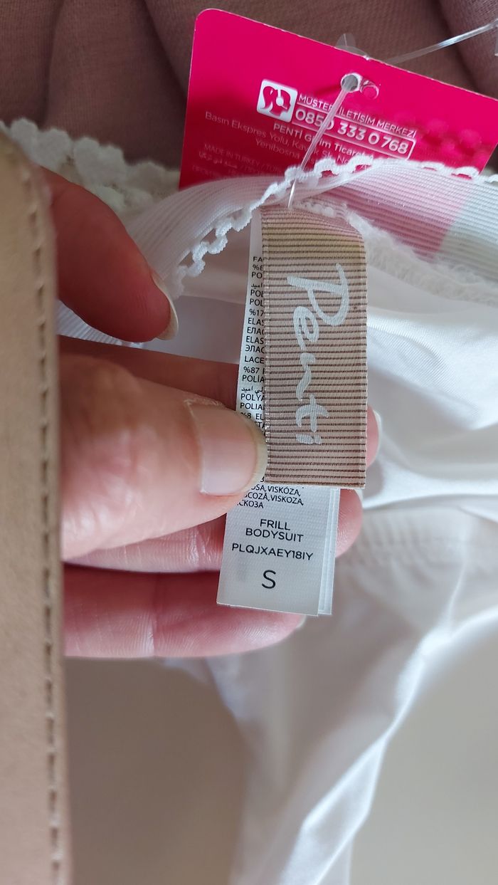 Body avec dentelle - photo numéro 7