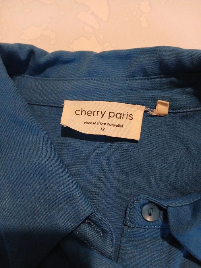 Chemise taille 2 - photo numéro 2