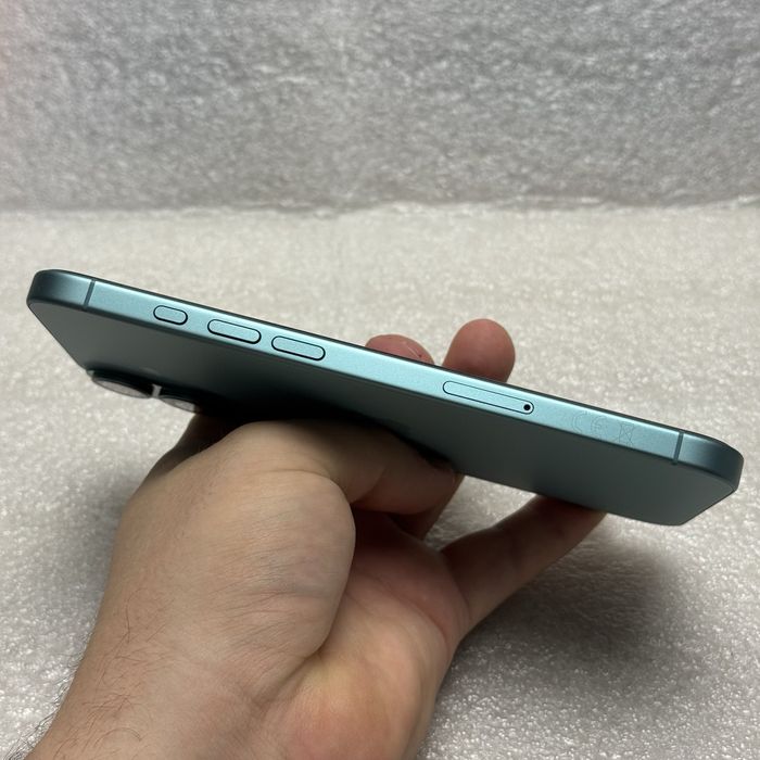 iPhone-16-plus - photo numéro 4