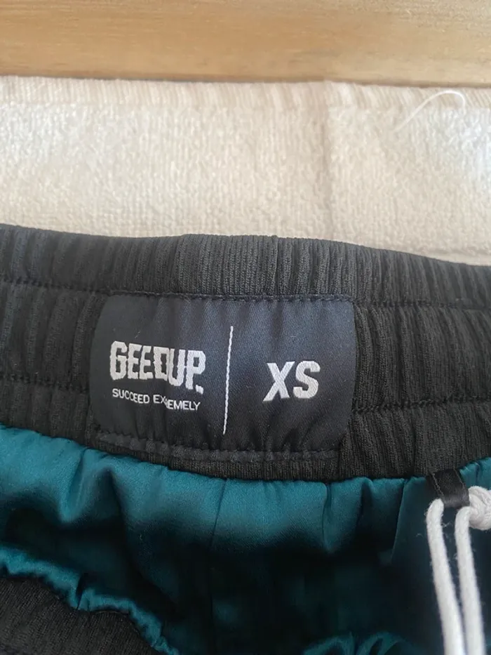 Short Geedup - photo numéro 5