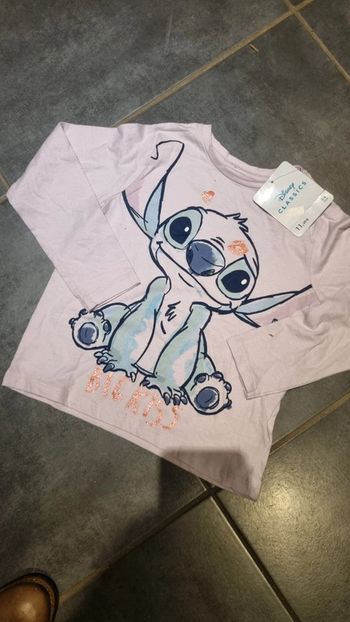 Tee shirt manches longues STITCH neuf 3 / 4 ans parme tout neuf