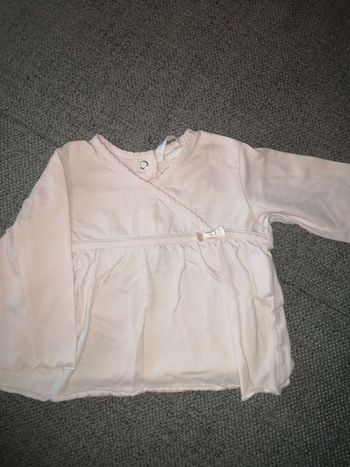 Haut rose pâle 6 mois