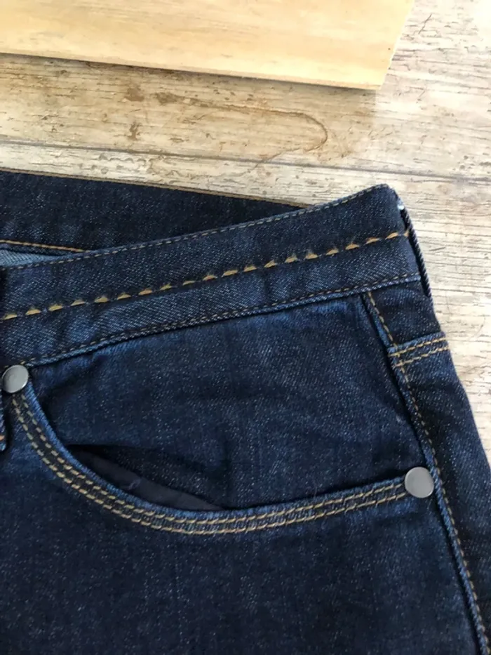 Jeans brut Cerruti 1881 - photo numéro 4