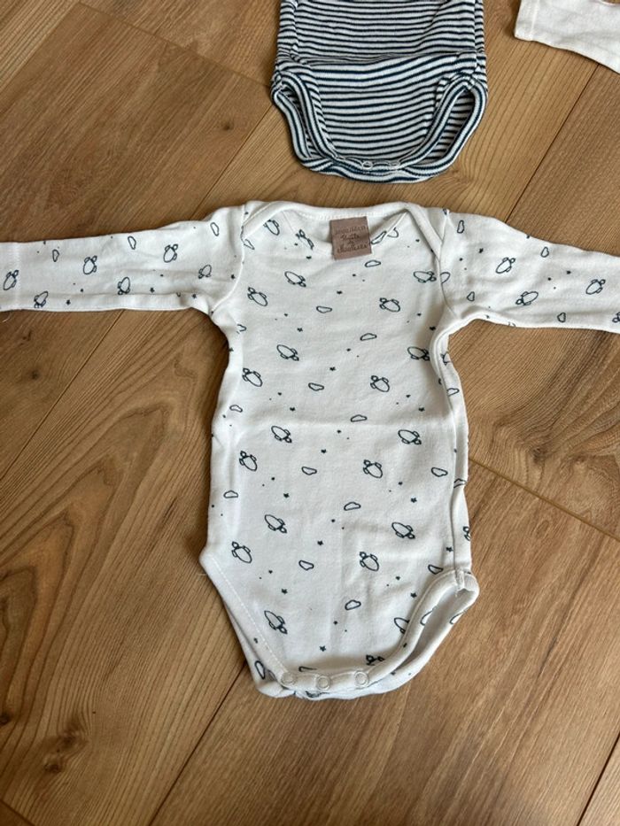 Lot de 3 bodys 3 mois - photo numéro 2