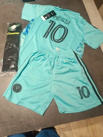 Tenue foot Léo Messi Inter Miami bleu. T.26