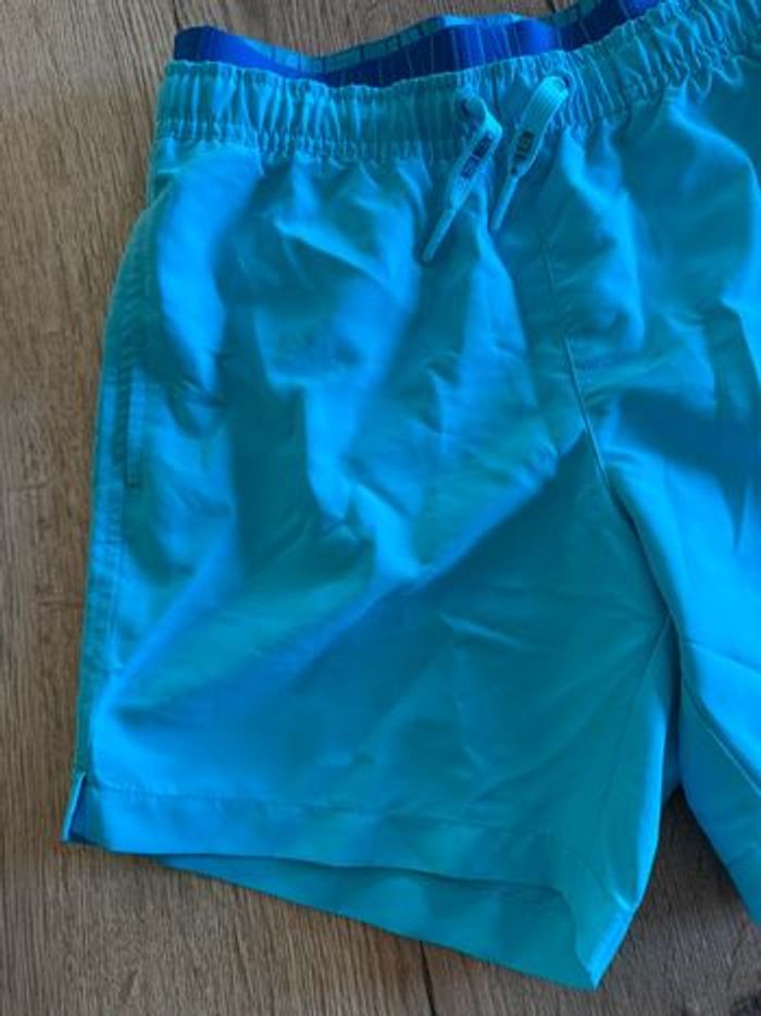 Short de bain Calvin Klein taille 10-12 ans comme neuf - photo numéro 2