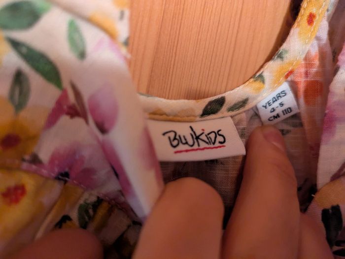 Robe blukids 4-5 ans 110 cm - photo numéro 2