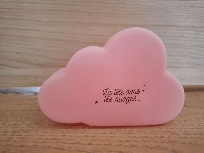 Veilleuse nuage rose