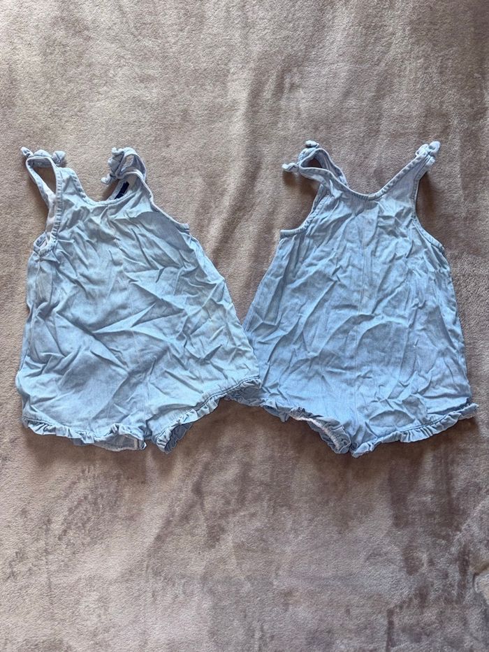 Lot de vêtements pour jumelles taille 18 mois en très bon état - photo numéro 7