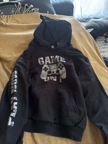 Pull noir
