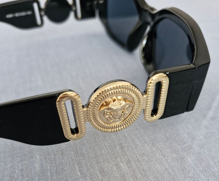 Lunette de soleil versace - photo numéro 3