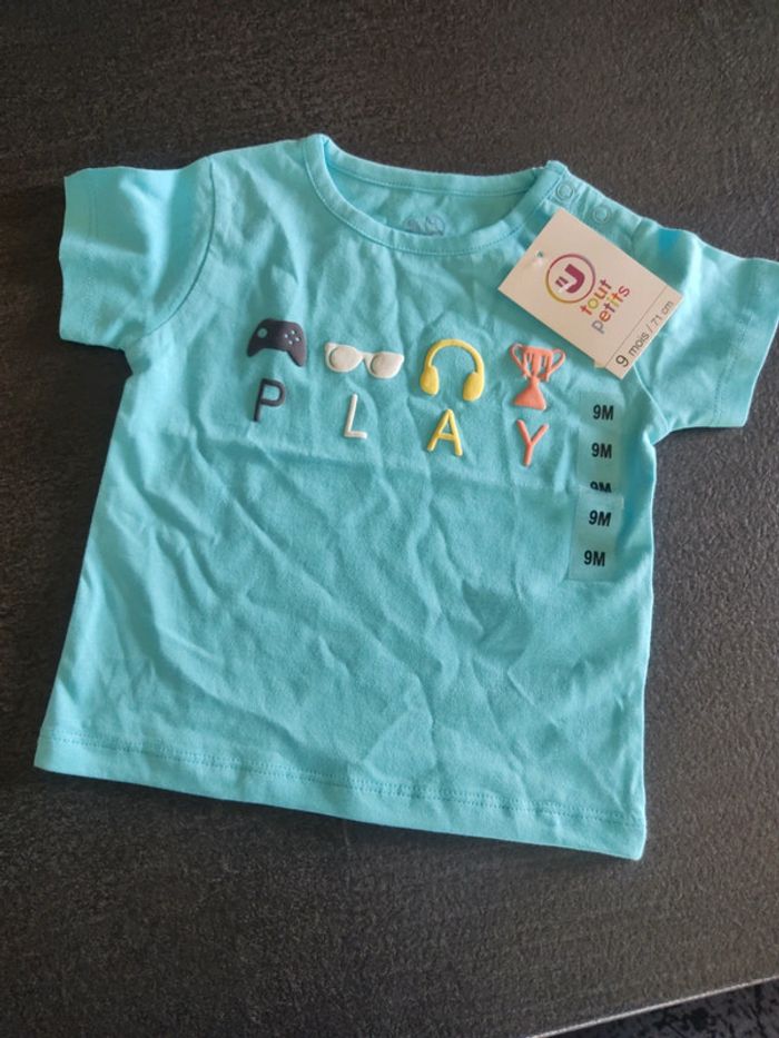 tee shirt