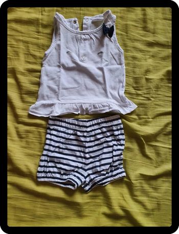Ensemble débardeur short Kiabi 6 mois