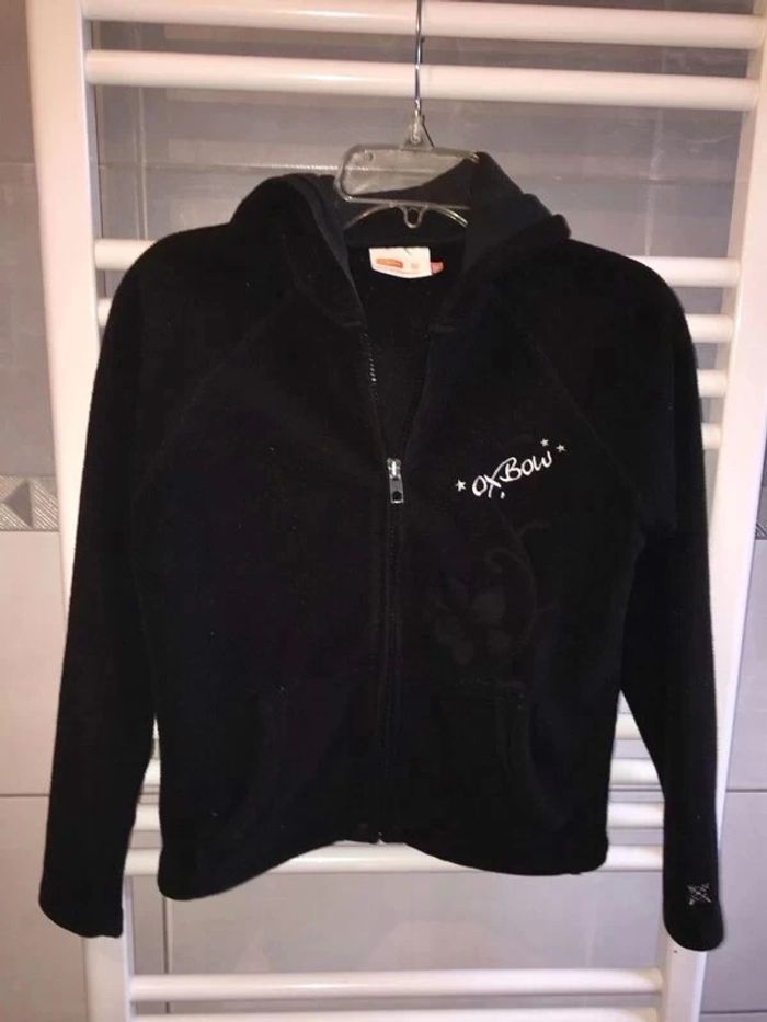 Veste à capuche Oxbow taille 10 ans en tbe à 4 euros