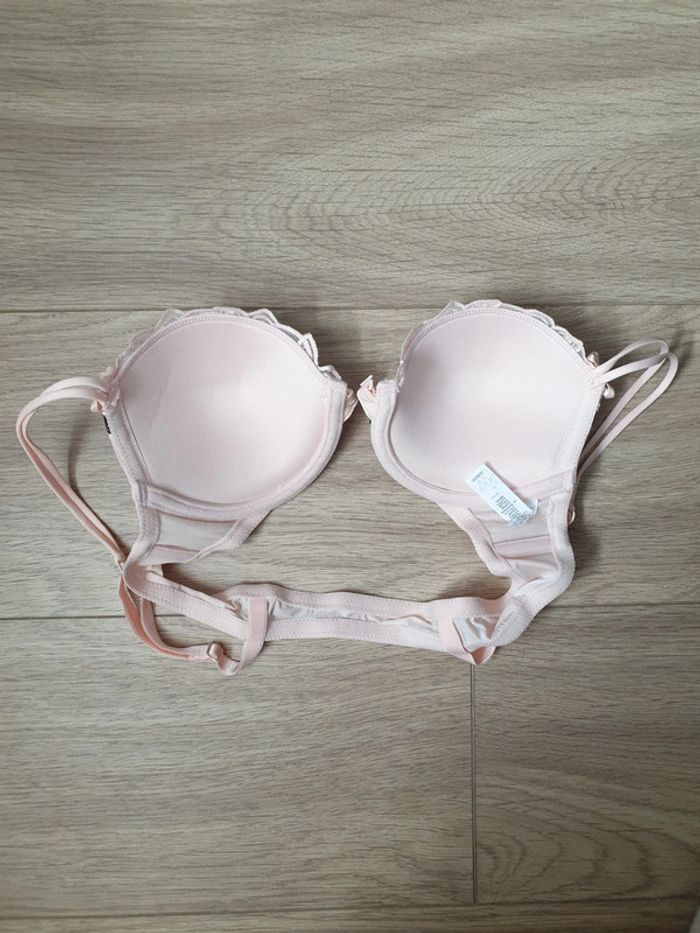 Soutien gorge rose dentelle noire - photo numéro 4