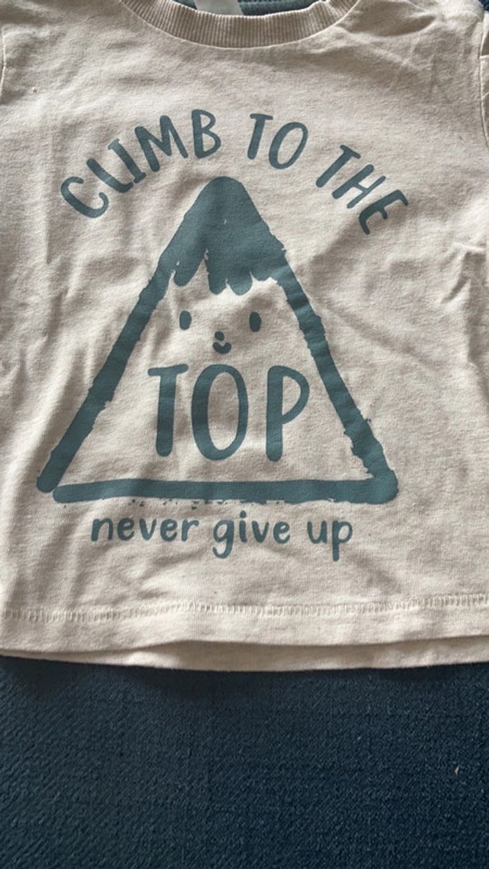 T-shirt manche longue 12 mois - photo numéro 2