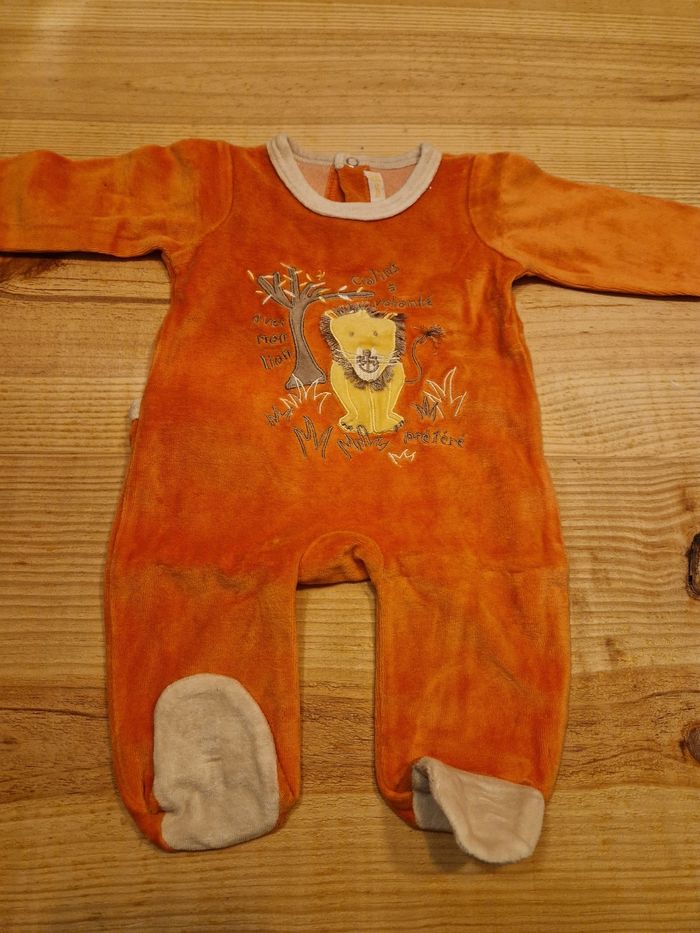 Ensemble pyjamas - photo numéro 2